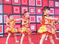 六·一汇演丨“梦飞扬 让爱传递”金牛育才幼儿园专场