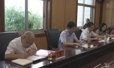 我市召开企业家代表人才工作座谈会