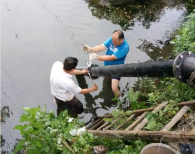 市农机系统全力以赴抗旱救灾工作