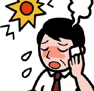 老人中暑晕倒 众人施救 民警提醒：勿让老人独自出门