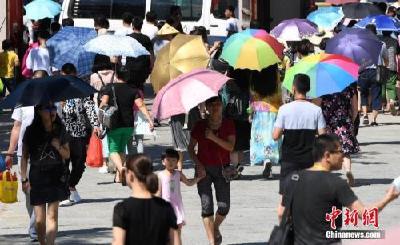 多地现“史上最热一天” 最强高温今将迎最强时段 