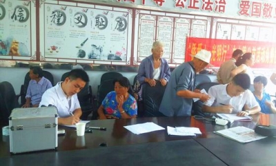 “侨爱心·光明行”白内障复明公益活动走进还地桥
