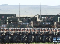 中华人民解放军90周年阅兵部队整装待阅 