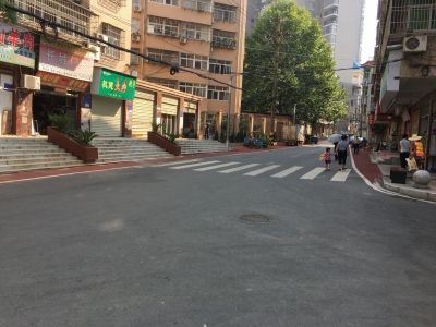 地质巷逐渐成便民“幸福”圈