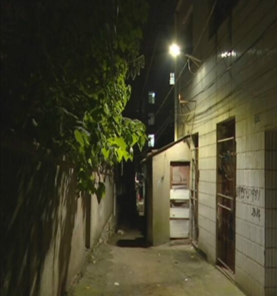 方家园小区：路灯照亮回家路   