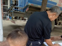 图说小故事：文明从娃娃抓起