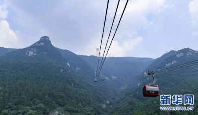 “1小时颠簸”变“7分钟上山” 庐山迎来客流高峰