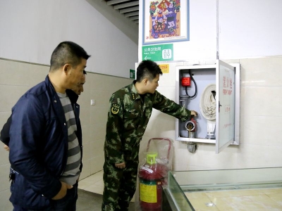 黄石消防联合商务局开展商市场消防安全专项检查