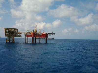 我国新型海上石油地震勘探采集装备首次试验成功