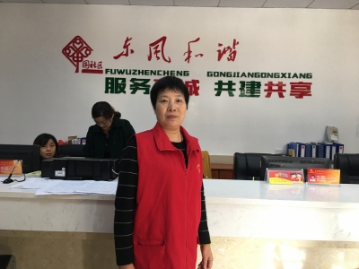 东风社区有位民情信息员管着社区里的各种“闲事”，社区居民都说“有啥事，找夏大姐”