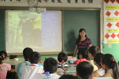还地桥镇中学：用心为学生的人生幸福奠基