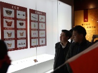 大冶迎来西藏客人--曲松县党政代表团来冶考察学习我市经济转型发展经验
