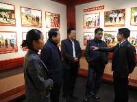 大冶迎来西藏客人--曲松县党政代表团来冶考察学习我市经济转型发展经验