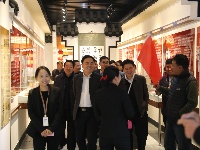 大冶迎来西藏客人--曲松县党政代表团来冶考察学习我市经济转型发展经验