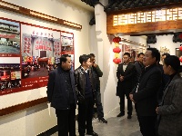 大冶迎来西藏客人--曲松县党政代表团来冶考察学习我市经济转型发展经验