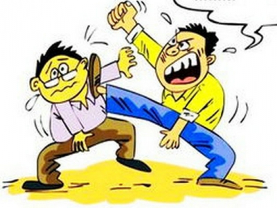 空调费分摊意见不一两工友竟拳脚相向