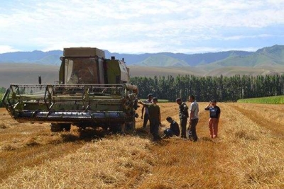 排查农机安全隐患促春耕