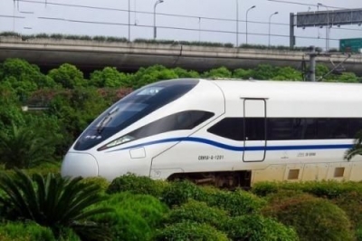 北斗导航系统→350公里时速→自动驾驶 智能的京张高铁，什么样？