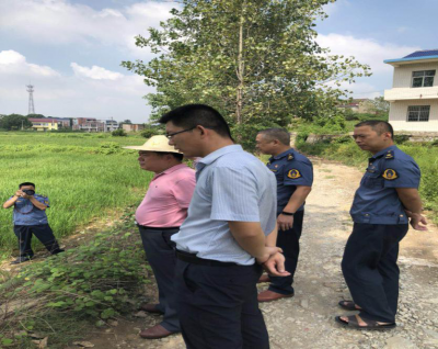 市公路局深入李河村开展扶贫帮困和抗旱救灾工作