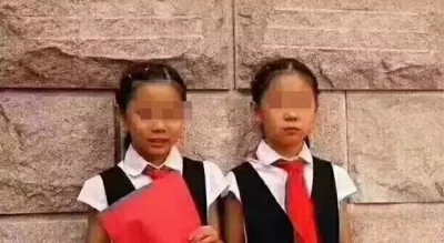 痛心！8岁双胞胎姐妹青岛海边双双溺亡 妈妈：发个朋友圈孩子就......
