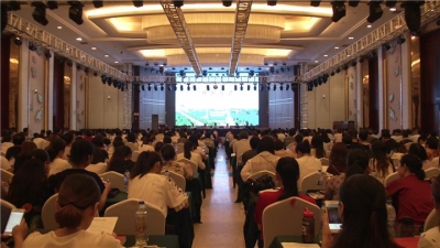 我市召开学校安全、卫生和教辅资料管理工作培训会