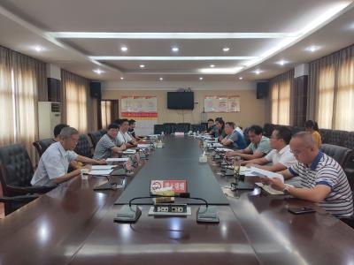 市人大常委会组织开展“聚力脱贫攻坚 人大代表在行动”活动