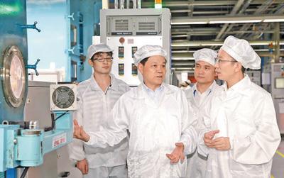 总书记的这封回信，讲到了办好企业的根子上