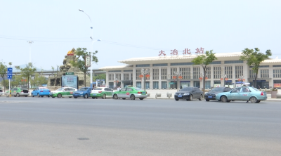 我市开展出租车市场集中整治行动