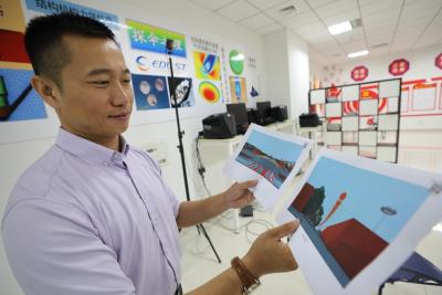 70个大红灯笼飘立空中纹丝不动，如何做到的？