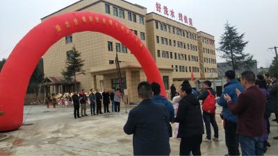 “佳美”投产  打通产业链条   陈贵扎实推进百亿牛仔服装产业集群