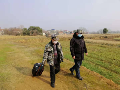 疫情不退  我们不退  —全市一线扶贫干部战斗在农村防疫战场