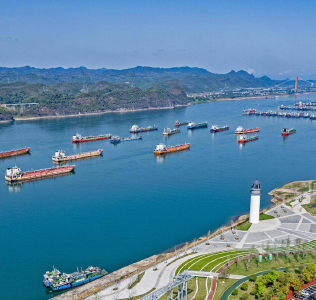 在鄂全国人大代表：总书记的嘱托给了我们力量