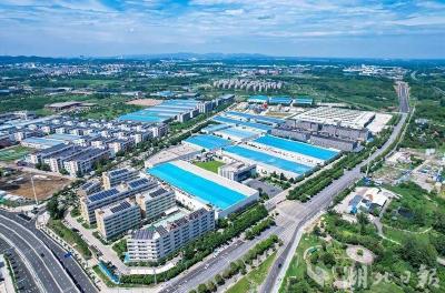 进出口再创新高 “新三样”出口亮眼 跨境电商加速起飞