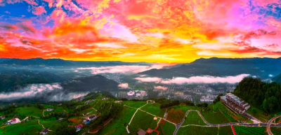 湖北五峰：40年巨变 从山乡静谧到盛景繁华