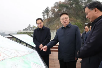 王蒙徽在十堰调研时强调 加快推进城市和产业集中高质量发展 打造全国绿色低碳发展示范区