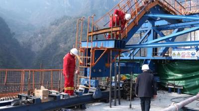 【新春走基层】宜昌兴山：“隧道人”在工地的第25个春节