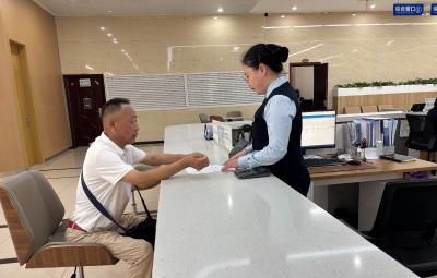 市政务服务中心推出医保退休“无感办”服务