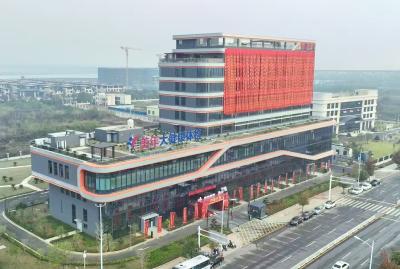 【天下冶商 楚商回乡】张纯：桑梓情深 健康路长