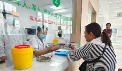 工会暖心“体检礼包”送达 “城市摆渡人”