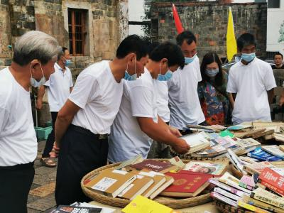 【聚焦支点建设·聚力五大攻坚 文化创新】从“一间书屋”到“万家灯火” 我市农家书屋建设一路书香