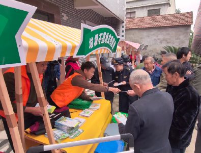 移风易俗庆重阳 文明新风暖“夕阳”