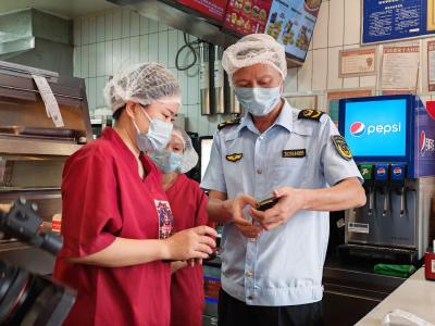 市场监管护航有力 双节市场运行平稳