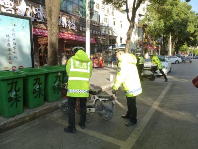 【报道追踪】多条路段公共停车位“还位于民”