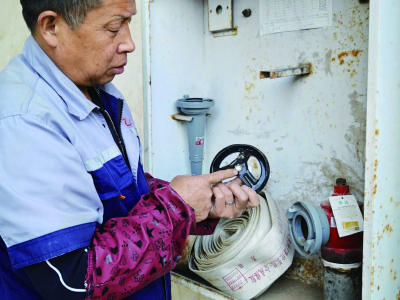 【民情直通车】设施“缺位”、通道“堵死”、消火栓成“摆设”…… 消防安全防线何以频亮红灯？