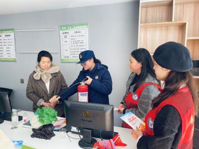“防火锦囊”送给沿街门店