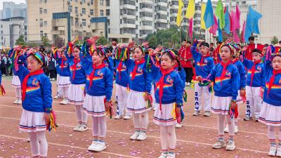 第三实验学校举办第一届体育节