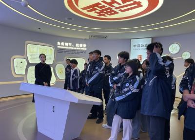 探访劲牌展馆 播种匠心种子