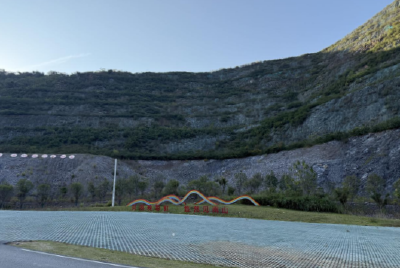 从“生态伤疤”到“绿色画卷” 灵乡镇矿山治理项目稳步推进