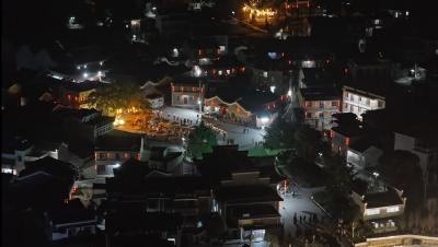 【聚焦支点建设·聚力五大攻坚 文化创新】单月迎客20万人次，古村何以成“网红”？ 解码上冯生态旅游区“火爆出圈”