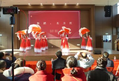 老有所学乐无边 银龄芳华绽舞台